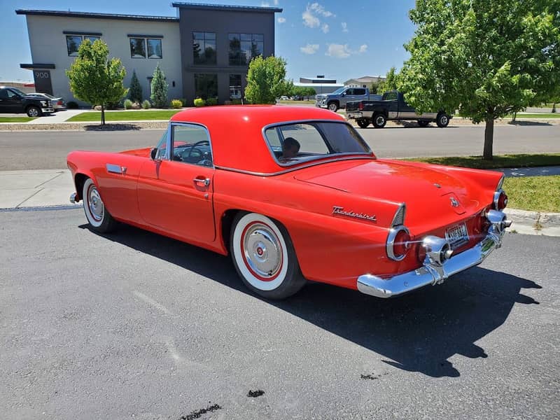 1955 Ford Thunderbird