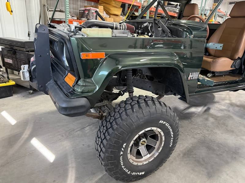 1971 Jeep J2000 photo