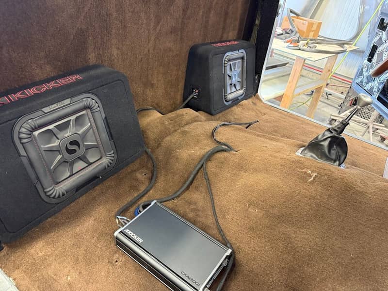 1971 Jeep J2000 photo